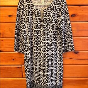 Tacera Black and White Geometric Long Sleeve Shift Dress